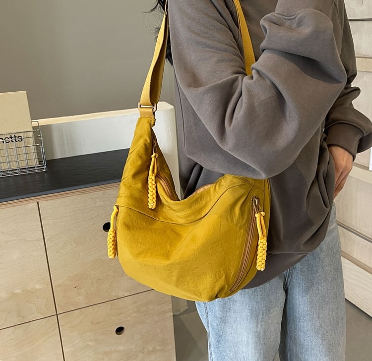 🎉Hot Sales - 50% OFF😍Designer Direct Sales👜Kvinnor Mode Plain Color Nylon Crossbody Hobo Bag