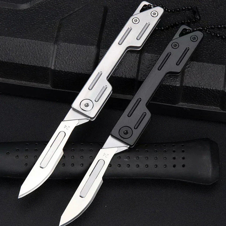 🔪 50% RABATT NU! ✨ Portabel Fällkniv i Rostfritt Stål - Inkluderar 10 Klingor för Skärning & Överlevnad 🎯🌲